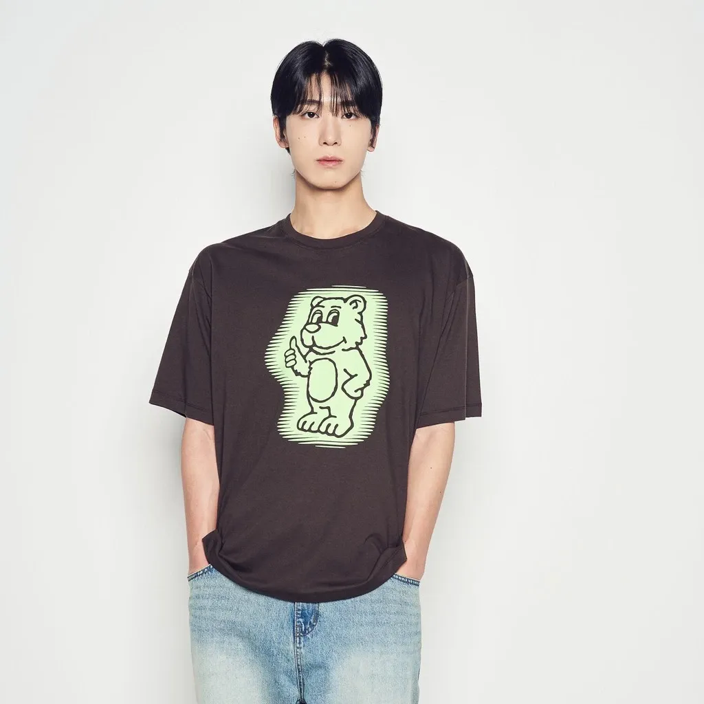 [ADLV] Ac Bear Neon Short Sleeve T-Shirt Dark Brown